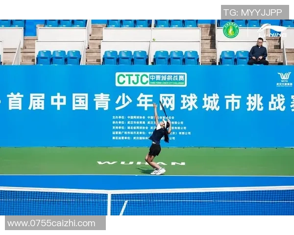 广州网球队的团队协作揭秘:网球巨献背后的默契与拼搏精神 广州网球队的团队协作揭秘:网球巨献背后的默契与拼搏精神